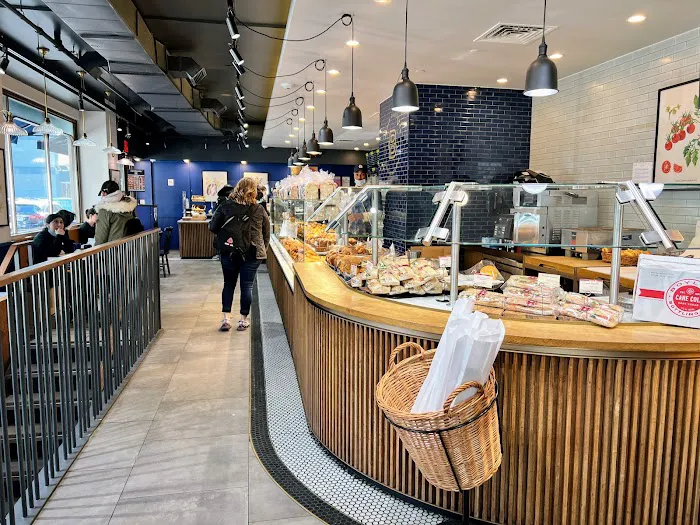 Paris Baguette Picture 5