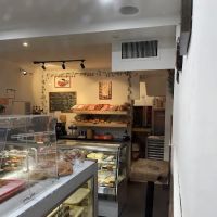 Andre's Hungarian Strudels and Pastries ico