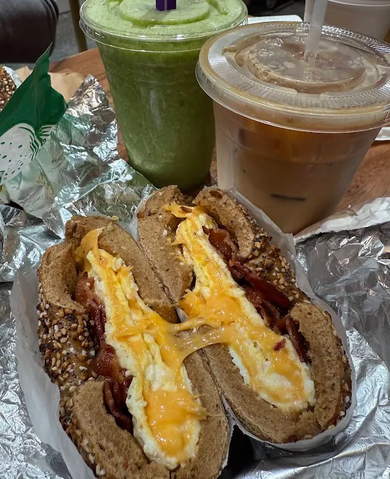 Broad Nosh Bagels 49th St Picture 1