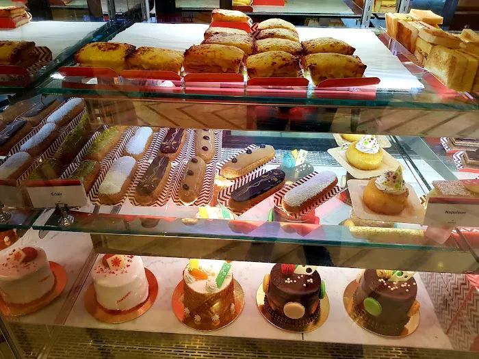 Pomme Palais Picture 3