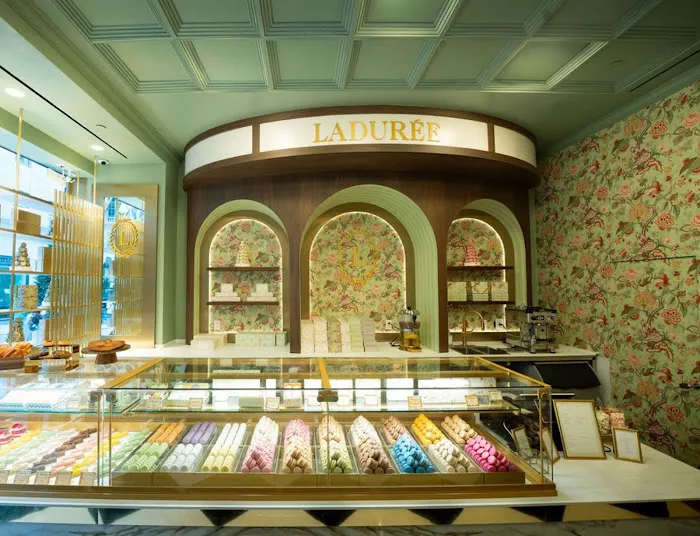 Ladurée Rockefeller Center Picture 1