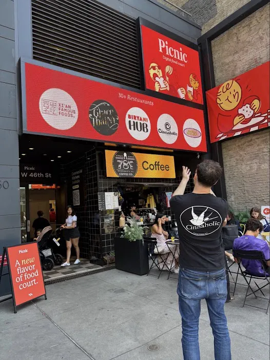 Cinnaholic Picture 9