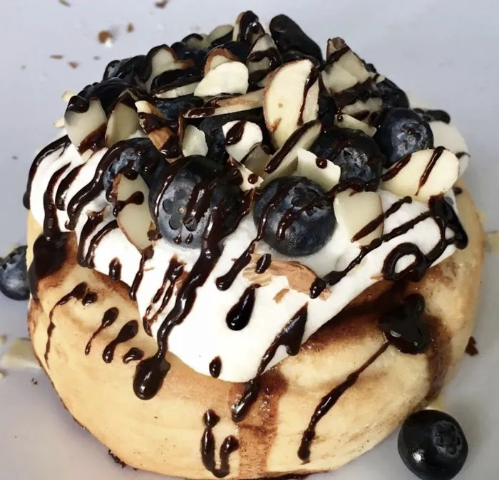 Cinnaholic Picture 10