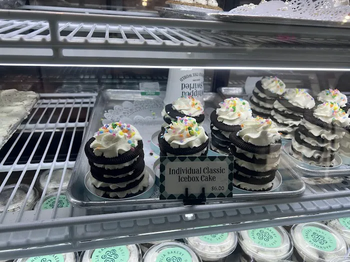 Magnolia Bakery - Rockefeller Center Picture 8