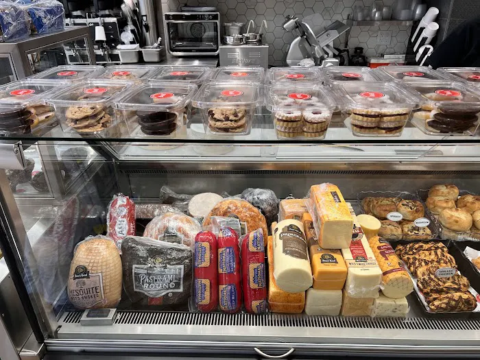 B&B BAGELS Picture 10