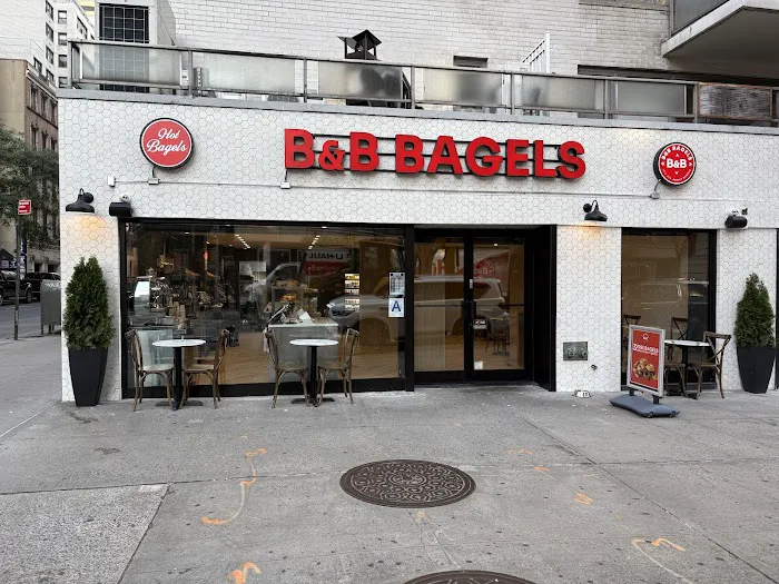 B&B BAGELS Picture 9