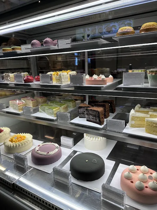 Lady Wong Patisserie (Urban Hawker – Midtown) Picture 2