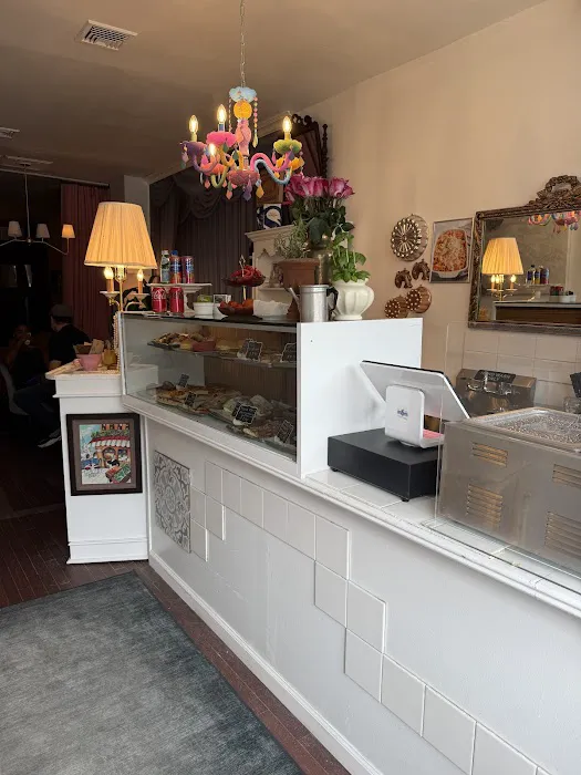 The living room coffee Picture 3