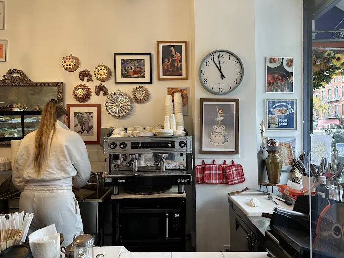 The living room coffee Picture 10