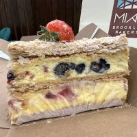Mia's Brooklyn Bakery ico