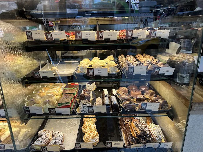 Mia's Brooklyn Bakery Picture 5