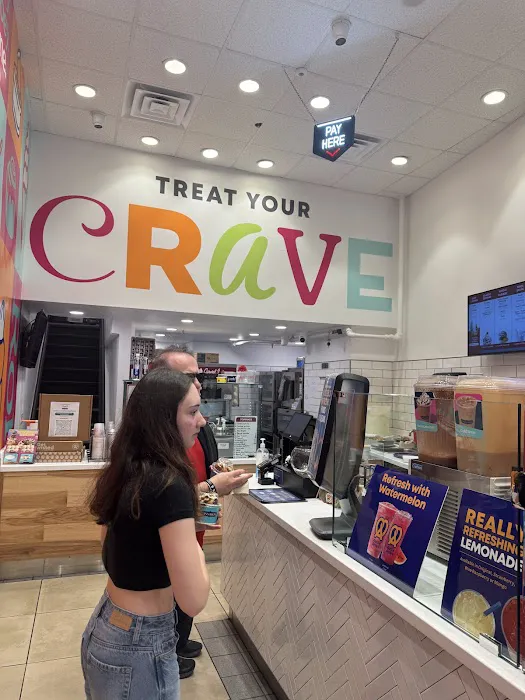 Auntie Anne's/Cinnabon/Carvel Picture 9