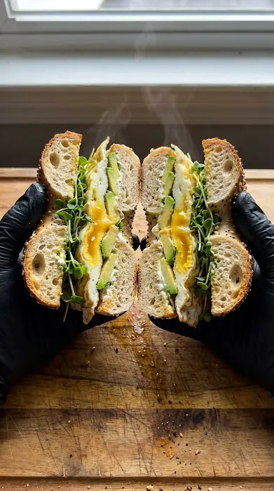 Broad Nosh Bagels Deli & Catering 52nd Street Picture 4