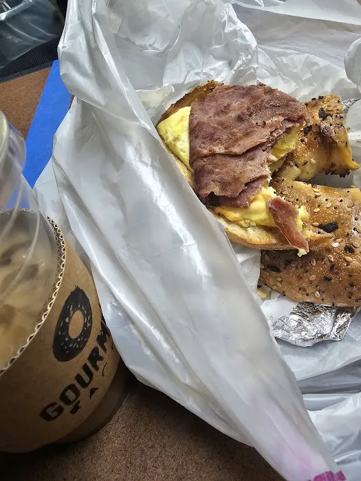 Gourmet Bagel Picture 3