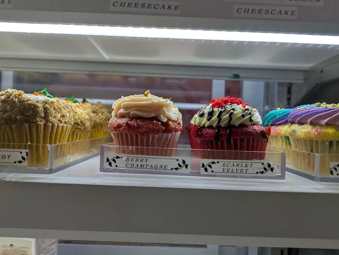 Huascar & Co. Bakeshop Picture 2