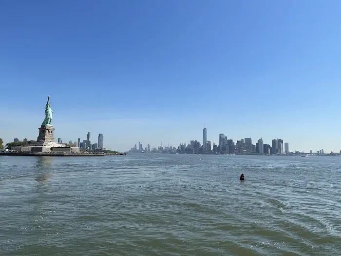 Times square Circle line Picture 1