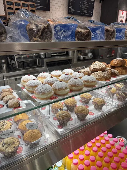 B&B BAGELS Picture 8