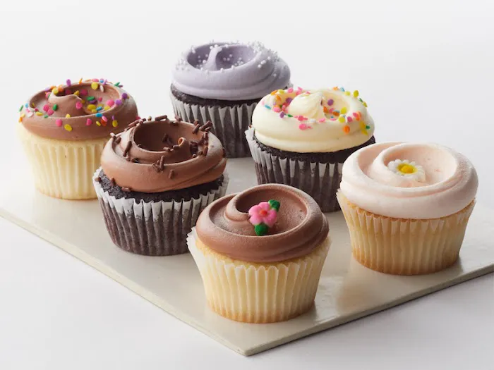 Magnolia Bakery - Central Park South Picture 4