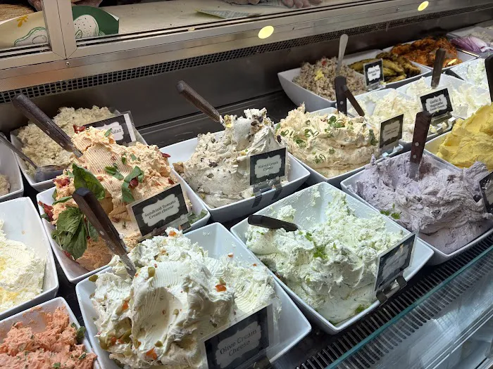 Broad Nosh Bagels Deli & Catering 58th Street Picture 8