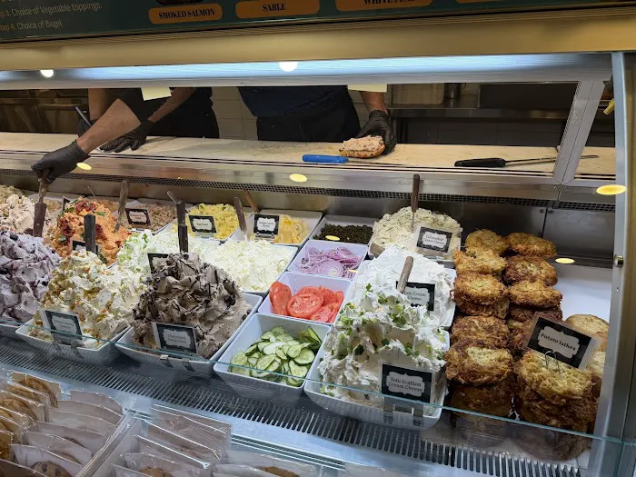 Broad Nosh Bagels Deli & Catering 58th Street Picture 4