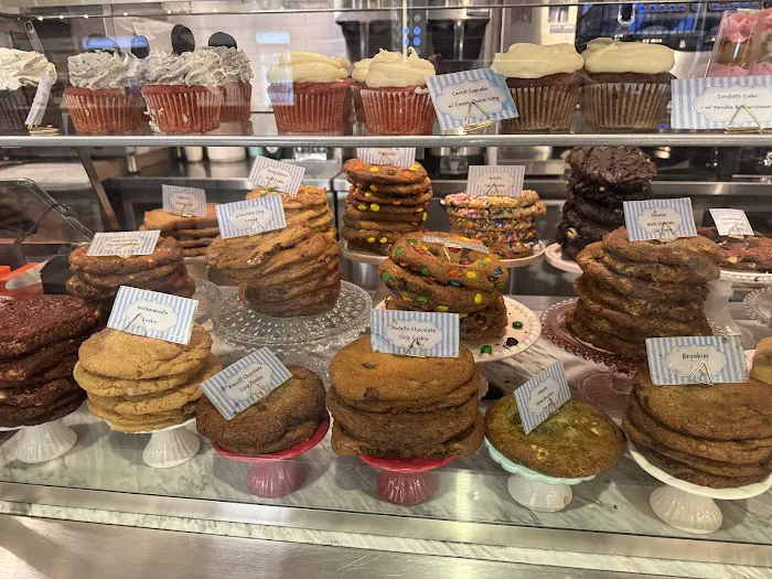 Bear Mountain Bakery and Cafe Picture 2