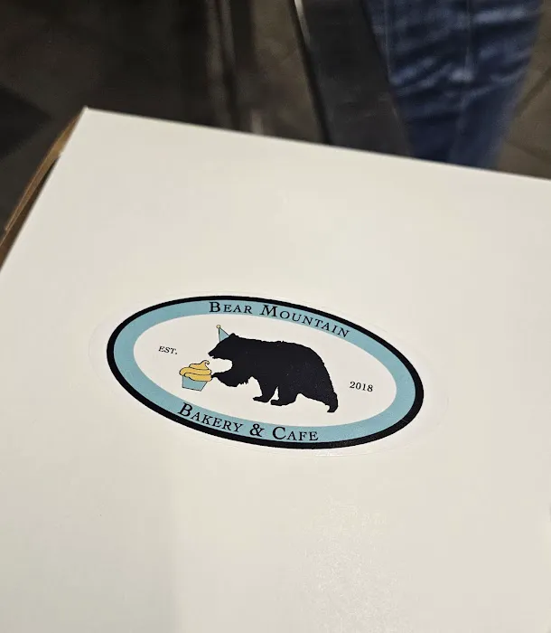 Bear Mountain Bakery and Cafe Picture 6