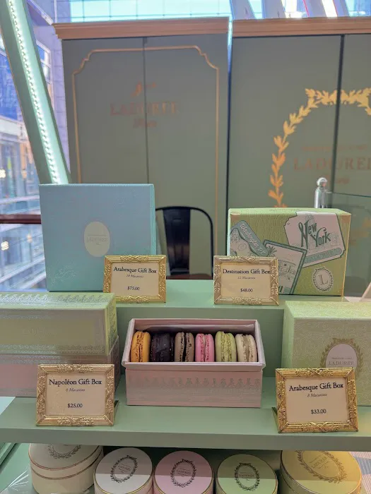 Ladurée Picture 9