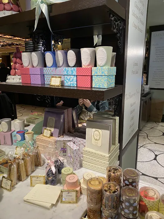 Ladurée Picture 4