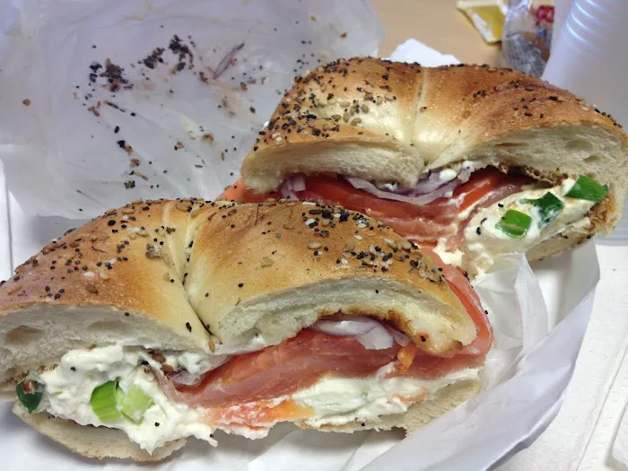 East Side Bagel & Appetizing Picture 4
