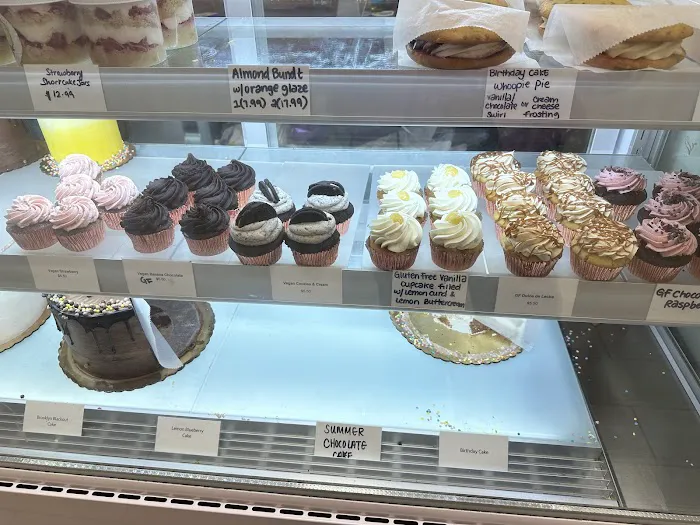 Butterly Bakeshop Picture 2