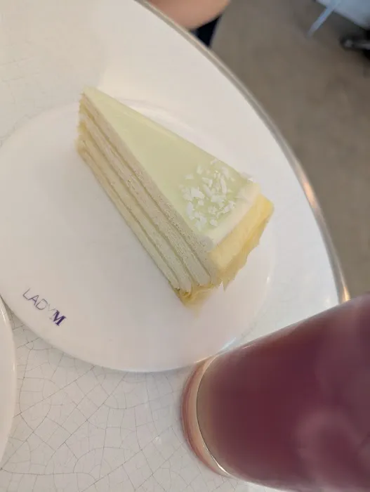 Lady M Cake Boutique - Upper East Side Picture 8