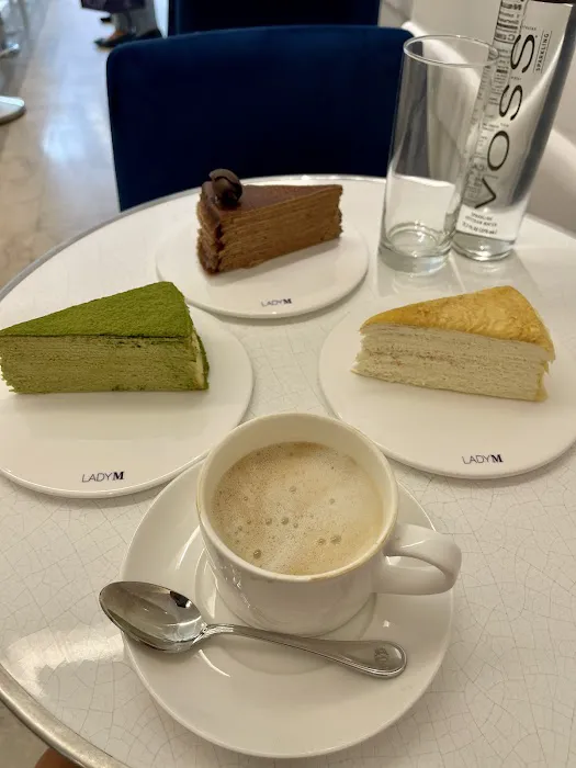 Lady M Cake Boutique - Upper East Side Picture 7