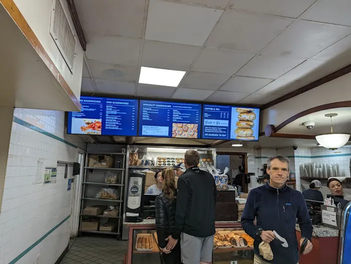 H&H Bagels Picture 7
