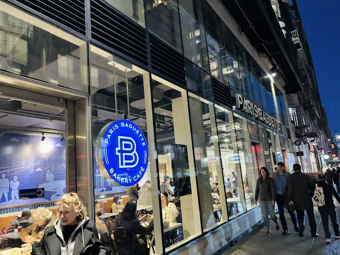 Paris Baguette Picture 3