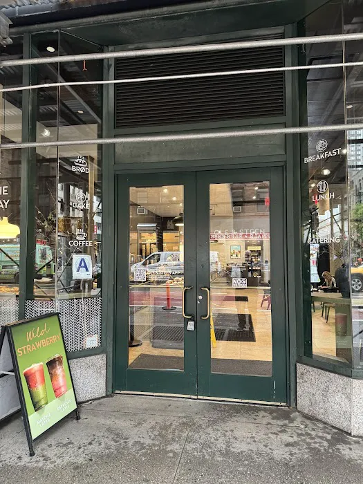 Ole & Steen Picture 8