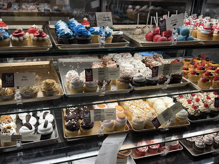 Mia's Brooklyn Bakery Picture 2