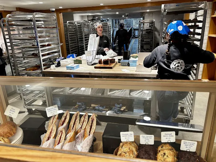 Levain Bakery Picture 4