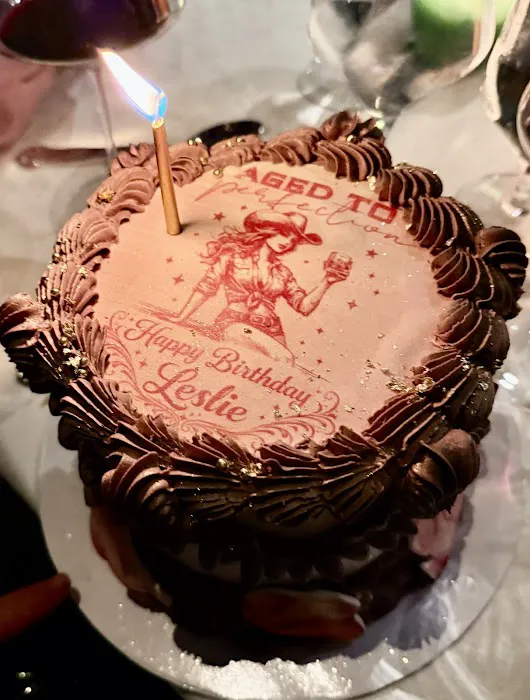 Crumbly Cafe & Bakery Picture 3