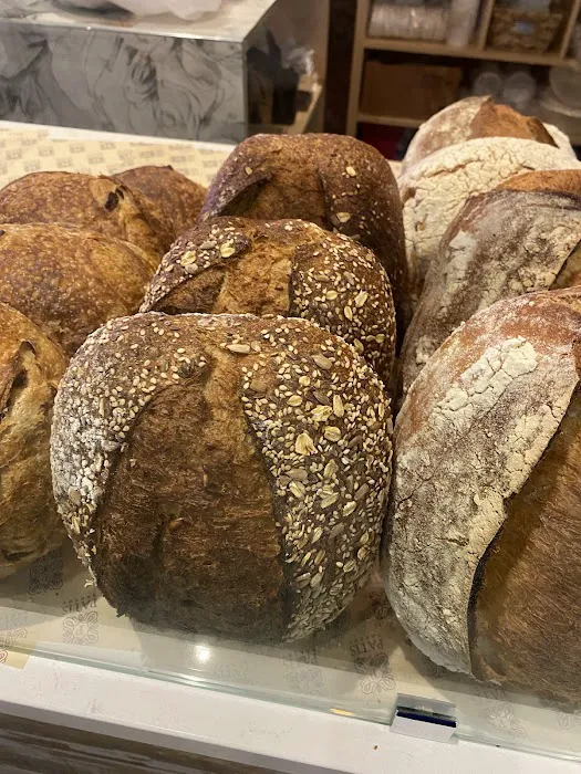 Patis Bakery Picture 10