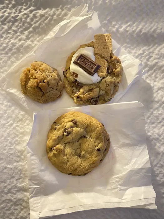 Janie's Life-Changing Baked Goods Picture 3