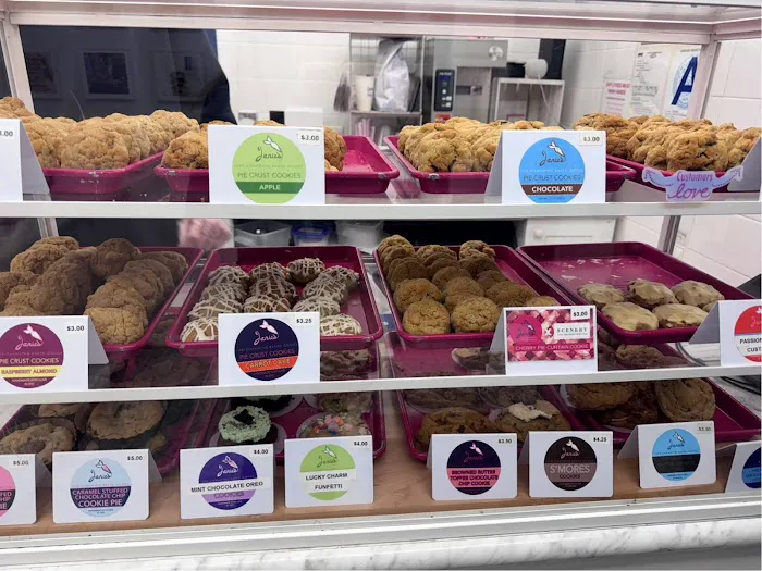 Janie's Life-Changing Baked Goods Picture 10