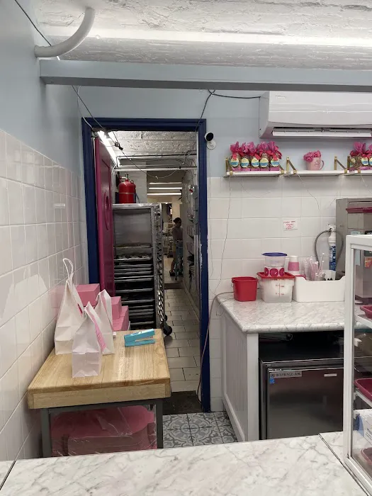 Janie's Life-Changing Baked Goods Picture 9