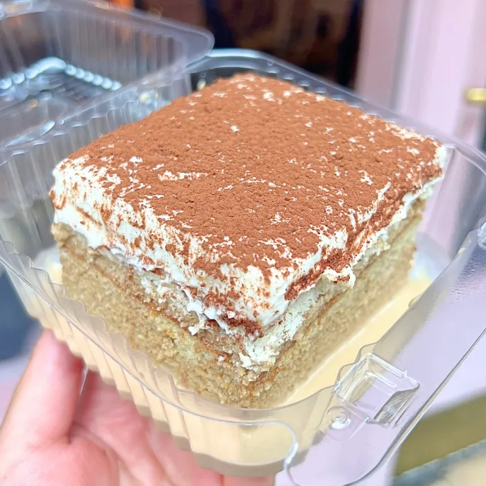 Posh Pop Bakeshop Picture 6