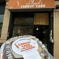 Lloyd's Carrot Cake Café ico