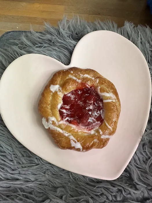 Good Eats BakeShop Picture 8