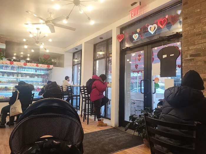 Good Eats BakeShop Picture 6