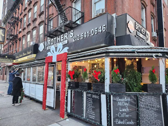 Brother’s Bakery Cafe Picture 6