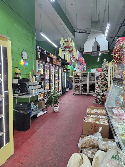 La Tehuanita Bakery Picture 5