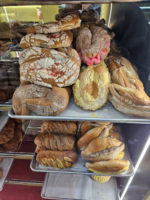 La Tehuanita Bakery Picture 6