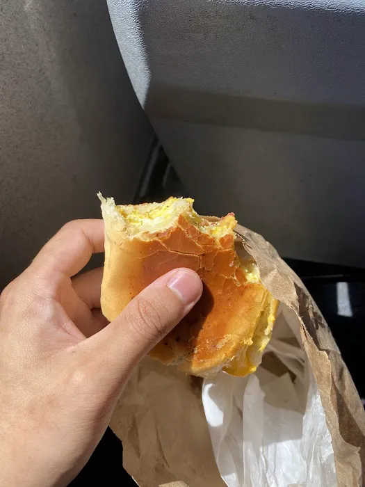 Bermudez Bakery Picture 8